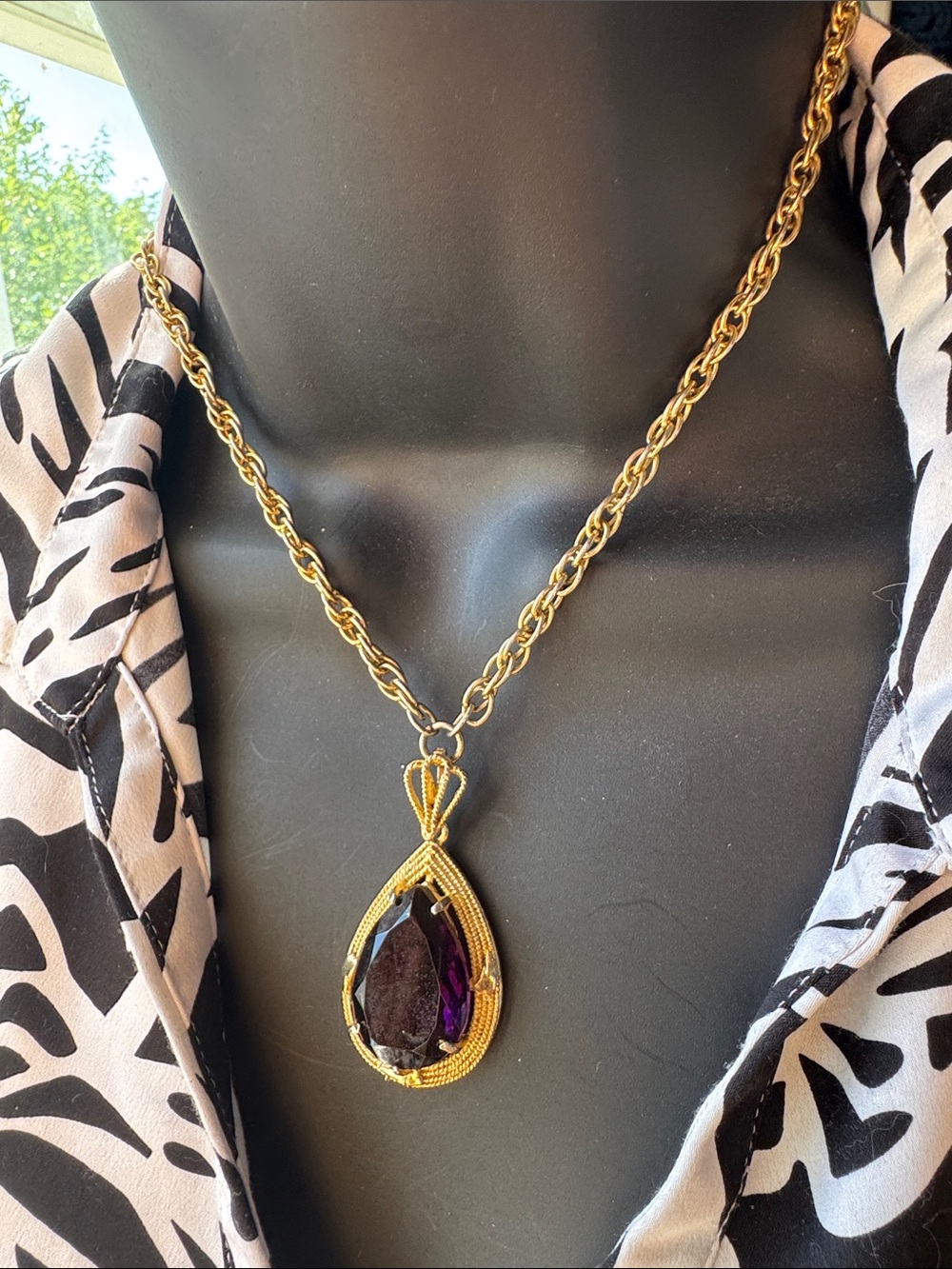 Gold-Tone Necklace with Purple Teardrop Pendant